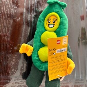 Lego Green and Yellow Pea Pod Reptile Toy